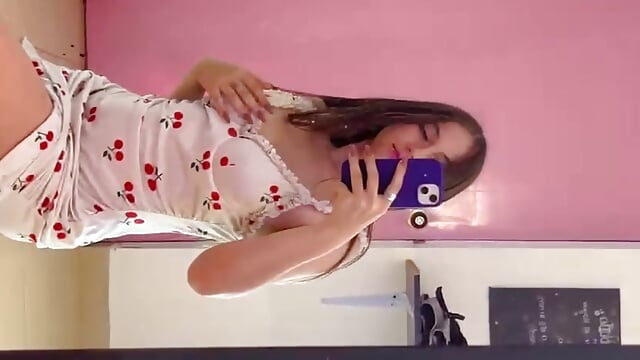 🍒🍒💋 - video by MiaWhiteBunny cam model