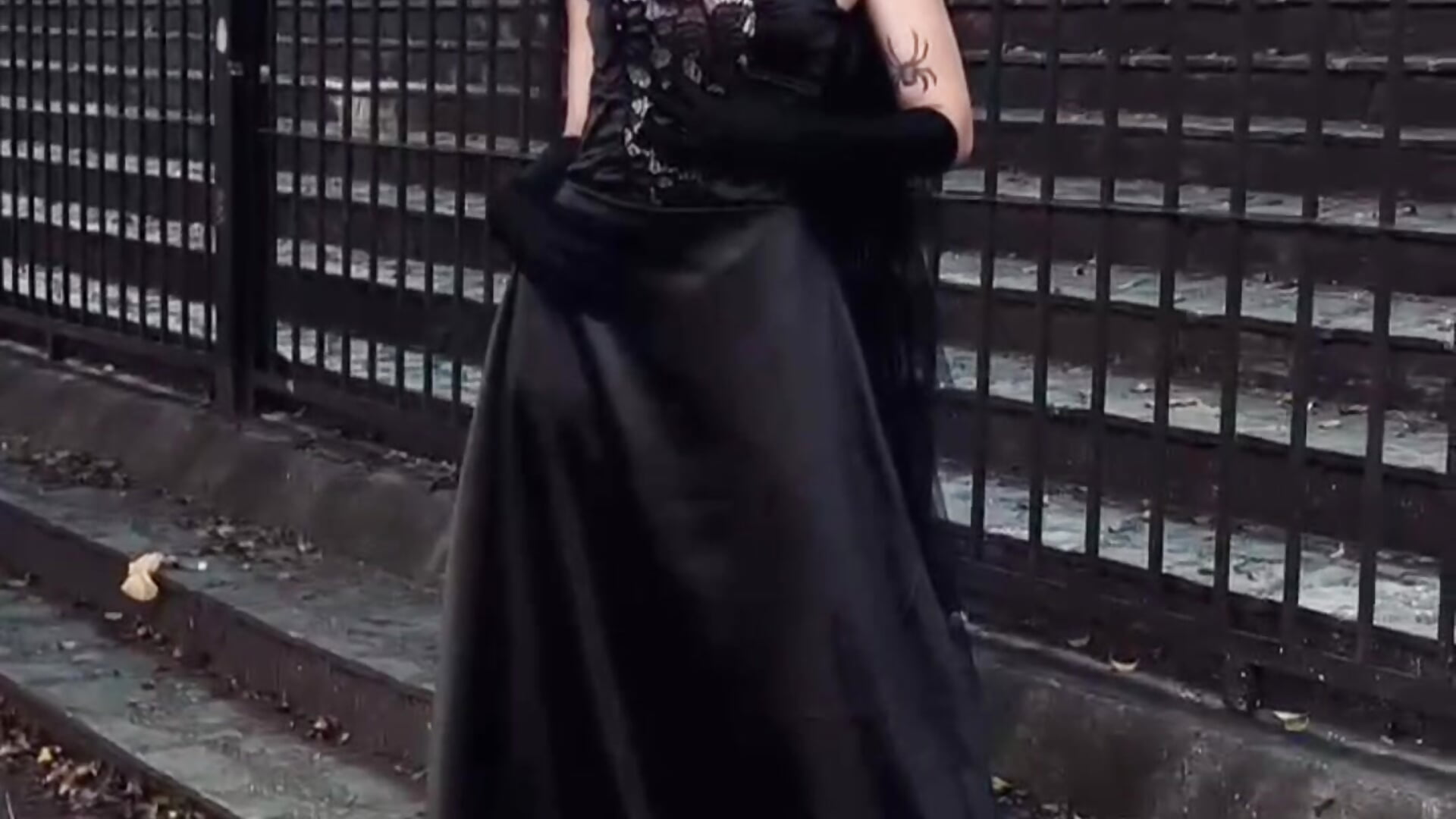 Do you want me Alice? 🖤 - video by Alice_Dark21 cam model