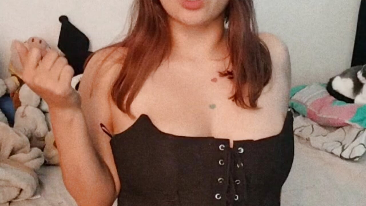 1000418798 - vídeo de Emmyxxx modelo de câmara