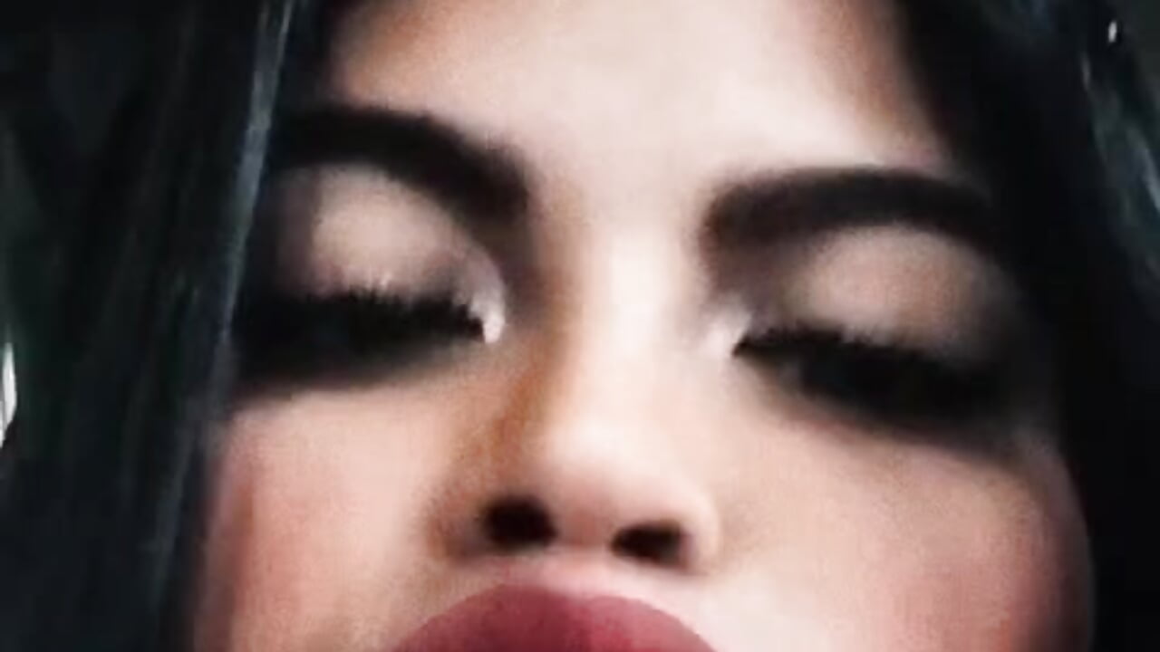 WhatsApp Video 2025-12-29 at 10,27,12 PM - video by Saray_WE cam model