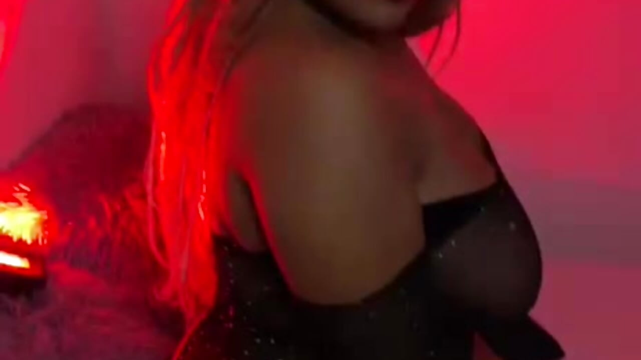 WhatsApp Video 2026-10-21 at 3,27,49 AM - video by Ivonny_Hot cam model