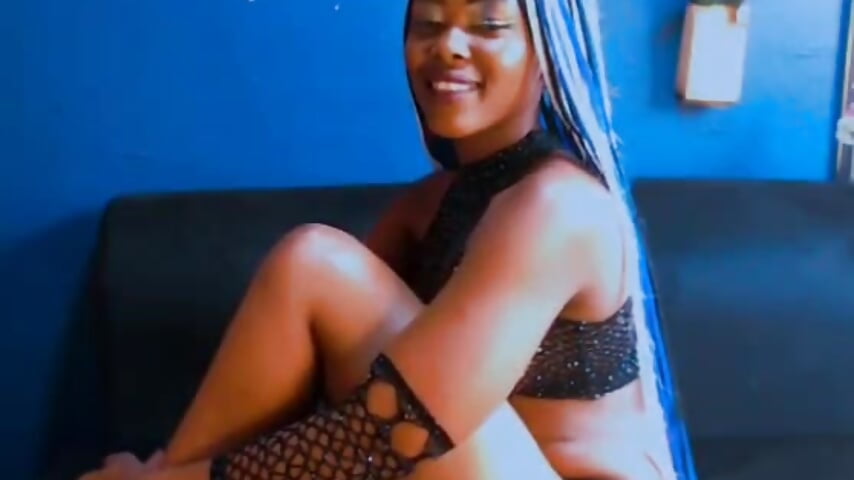 1000406660 - video by Ebonyteen18 cam model