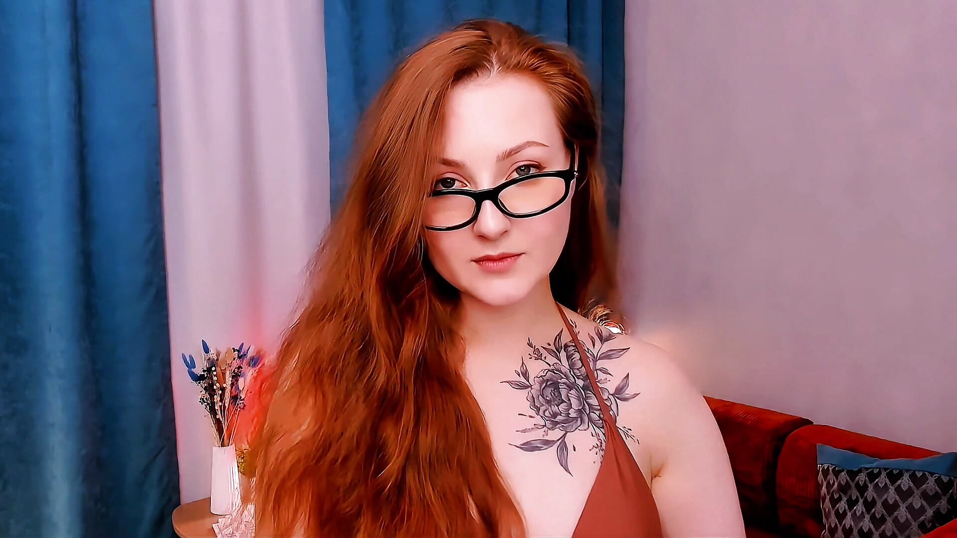 It's a bit dangerous😈 - video by velvet_cherry_ cam model