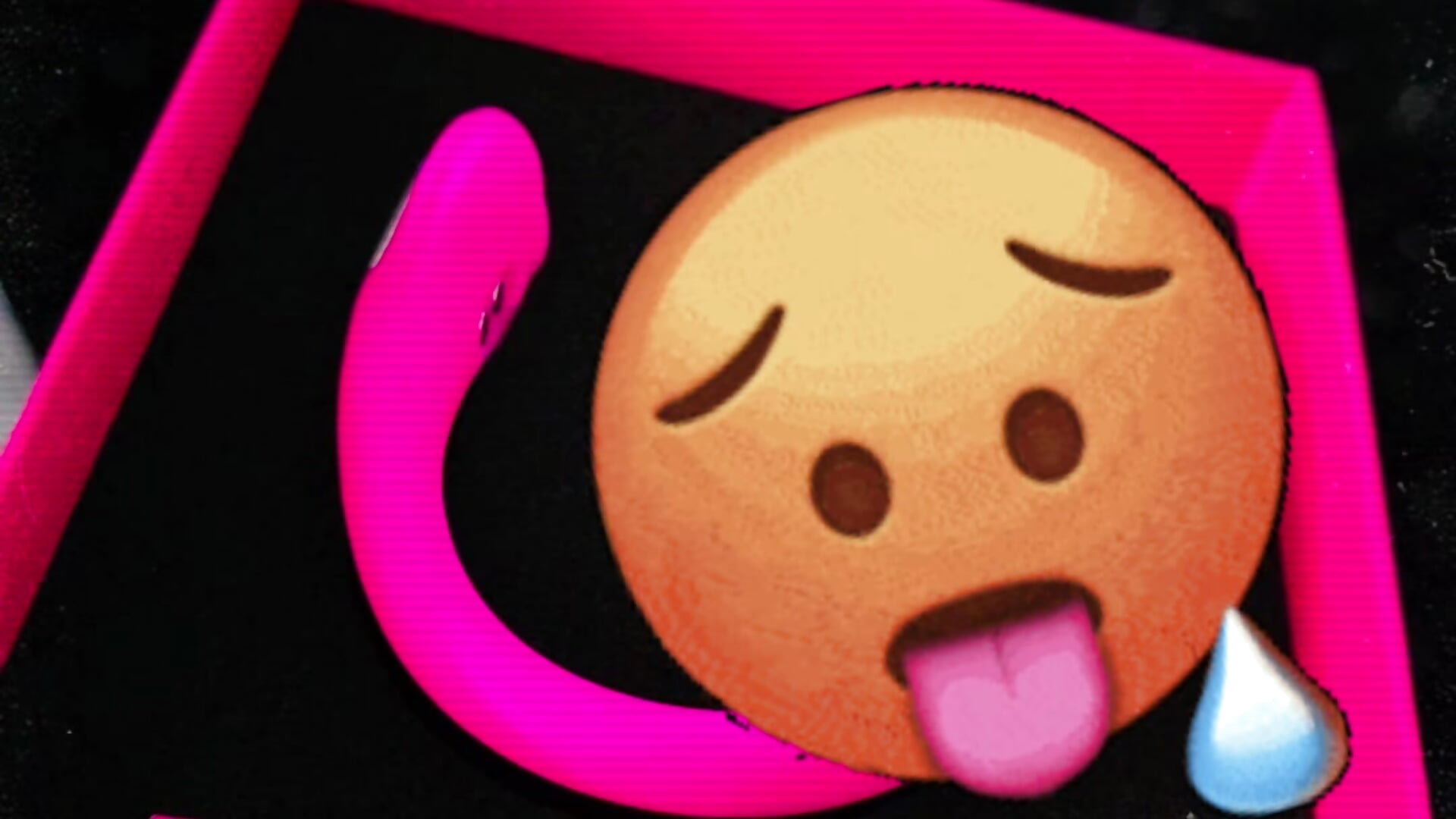 🥵💦 - video by Xksthggbghjgff cam model