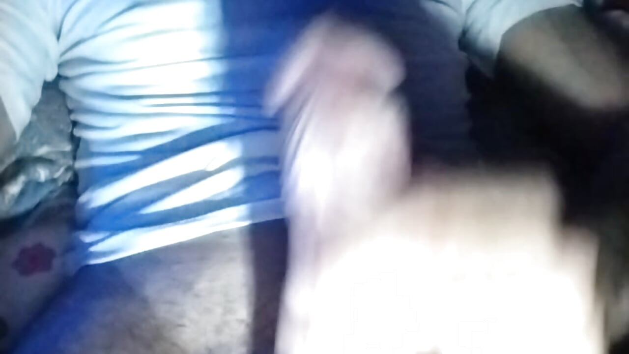 1000049375 - video by aletr15la cam model