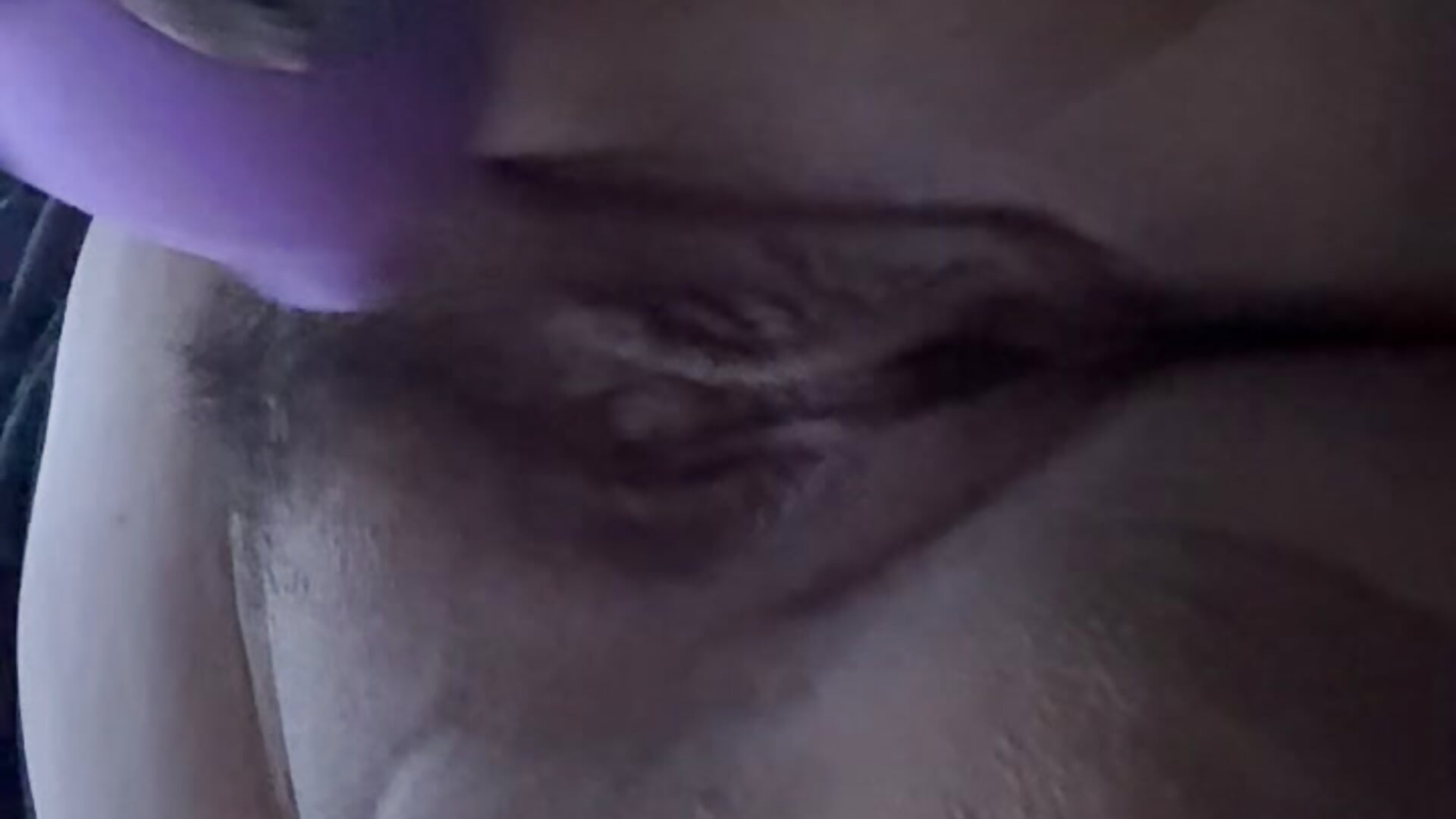 New toy for my live streams - video di sareberr420 modella di cam