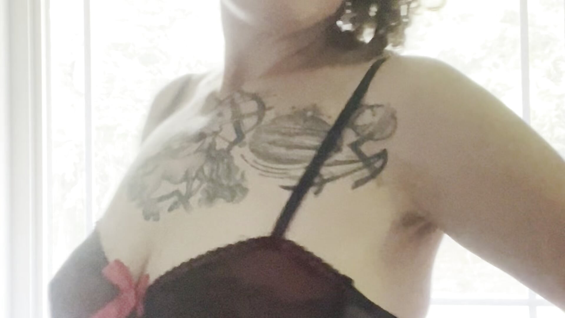 Hi guys - video by sareberr420 cam model