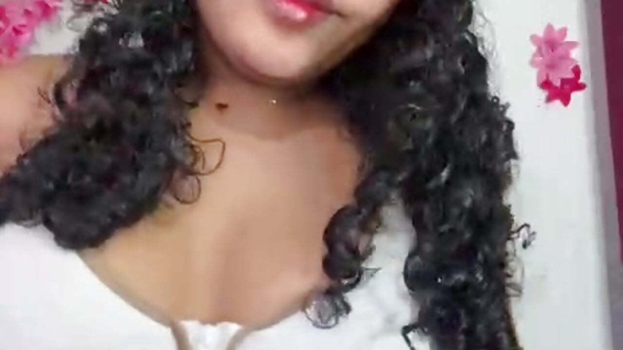 🐰🩷 - video by chleo_rosse cam model