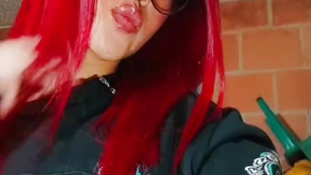 I love being at home in my jumpsuit - video by Taylor__Watson cam model