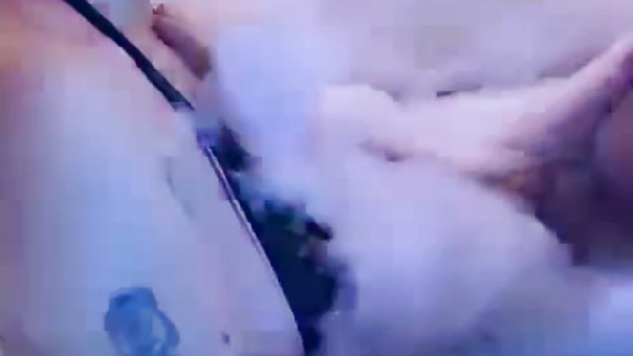 We love playing with bubbles🤤 - video by DereckxSophia cam model