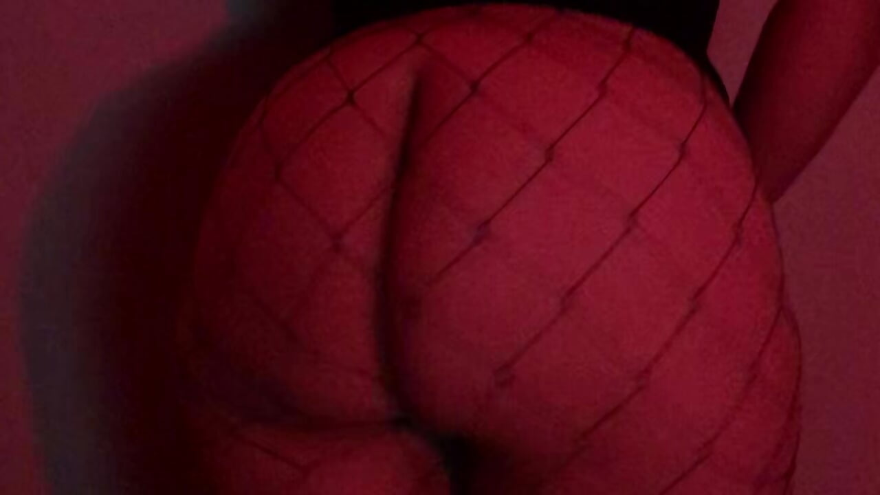 profile-intro-video-1763618884 - video by somemoreex1 cam model