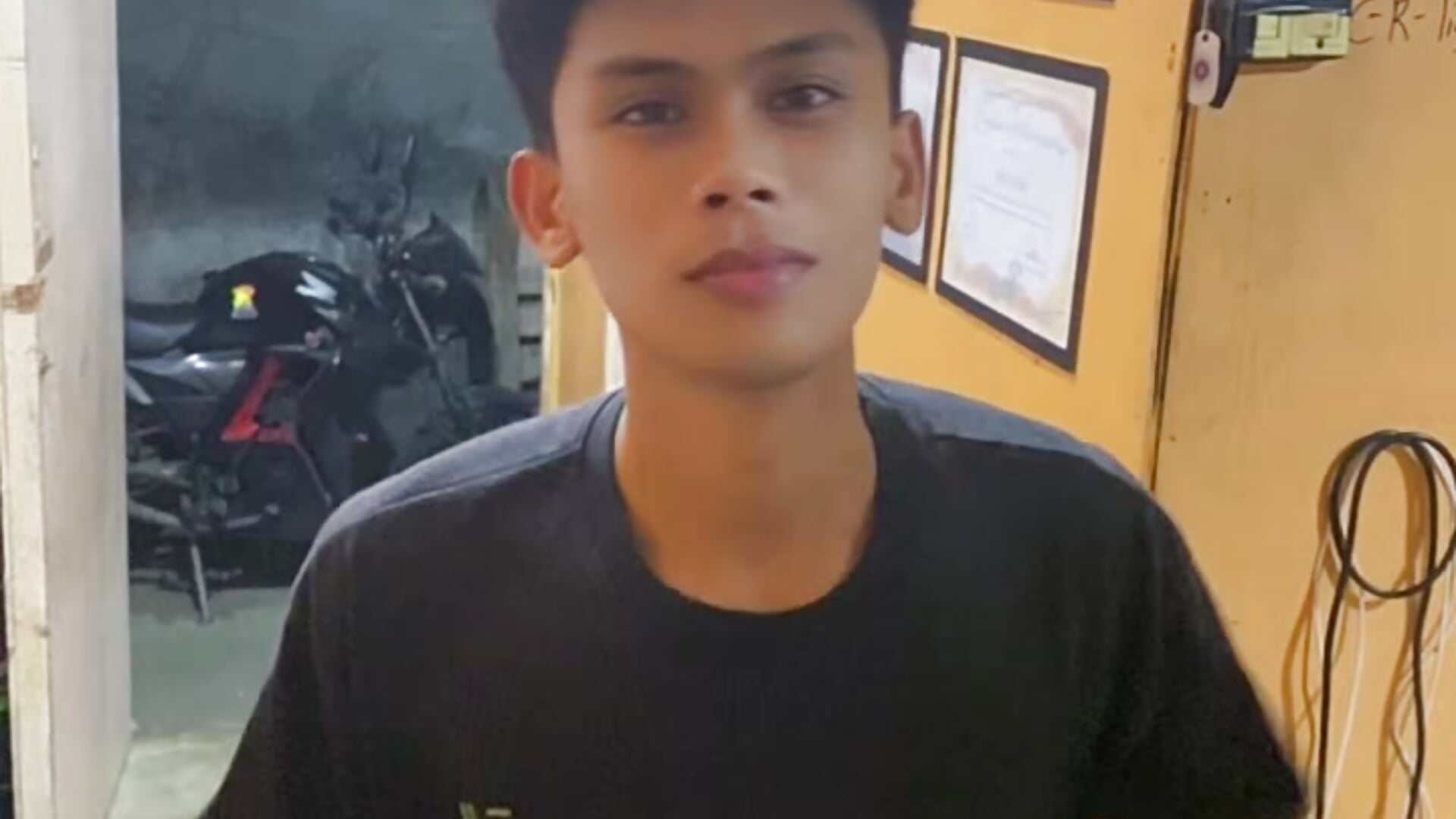 0dcad7ea2c4841a29e1cc9e627c57fc9 - video by grant1111 cam model