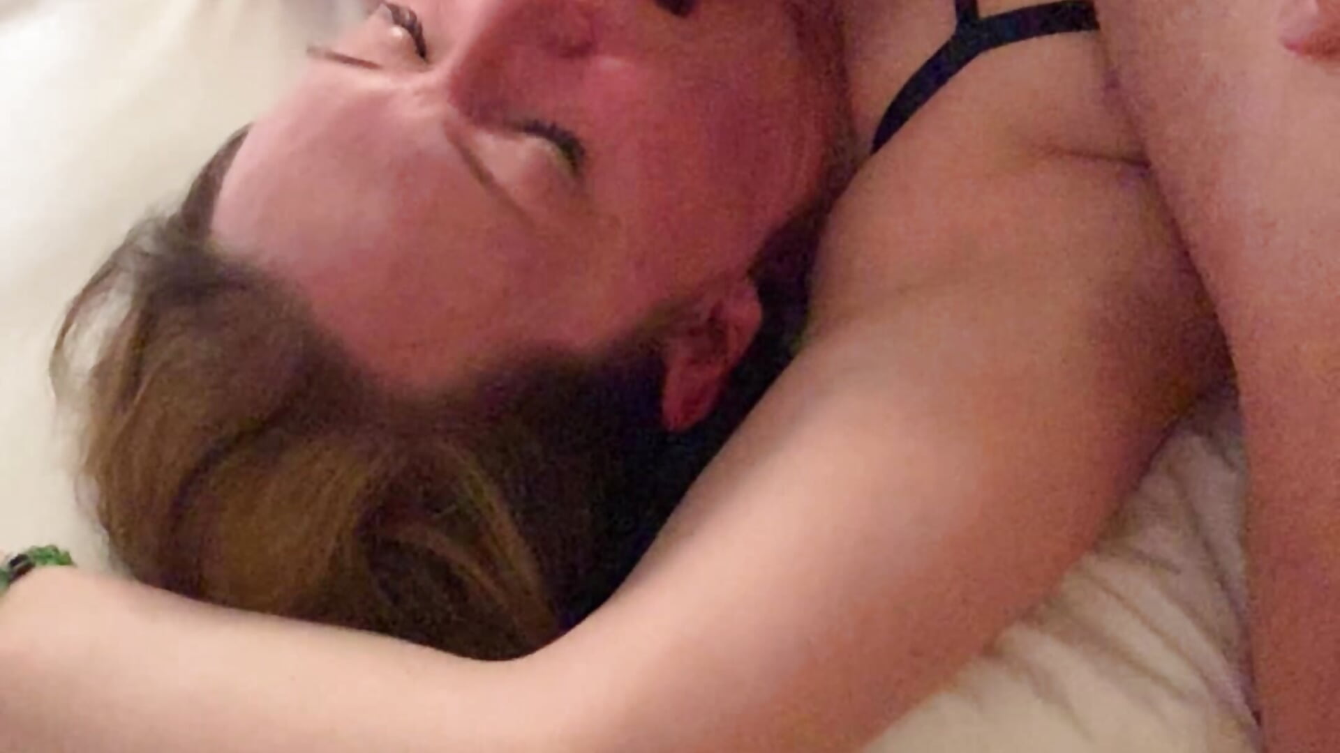 spearm eating + hand stroking cock+ fucking pussy - Video von LisaHoneyLisa Cam-Model