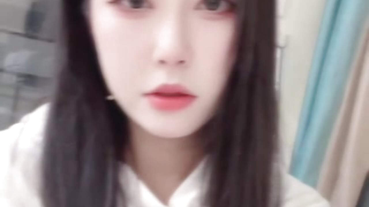 Hello - video by Momo168168 cam model