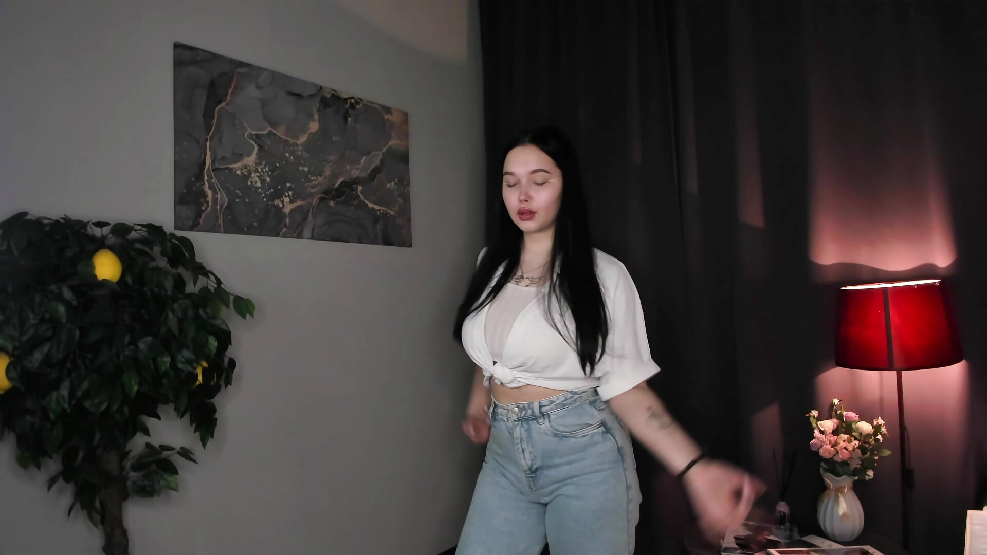 dancinn - video by RosaMartines cam model