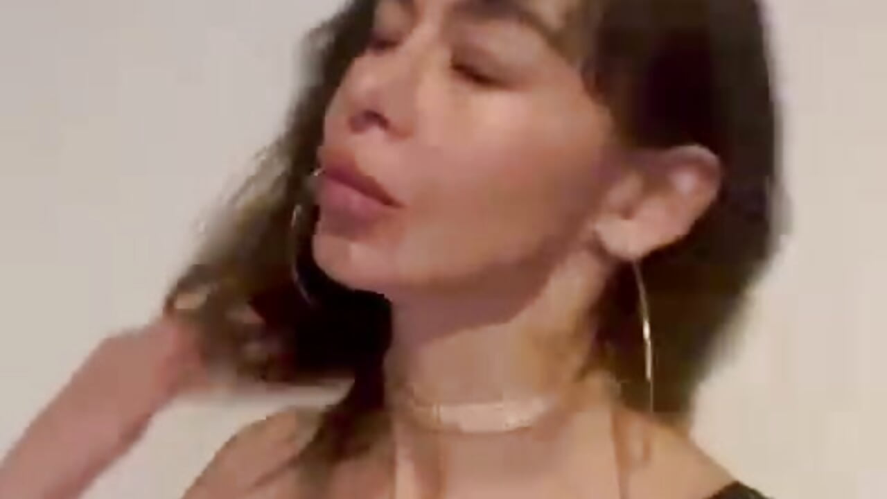 😈😈😈 - video by Mia_Lust17 cam model