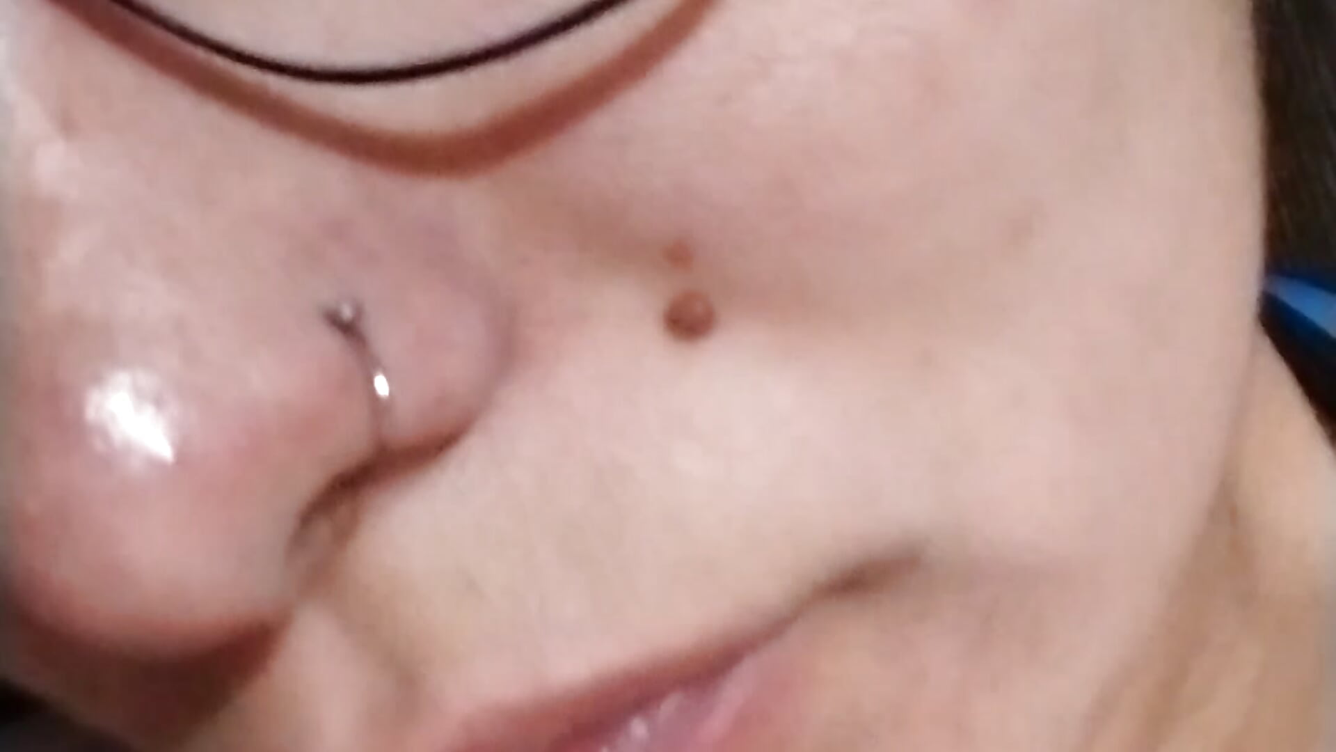 1000144547.mp4 - відео від вебкаммоделі YouladyVidal