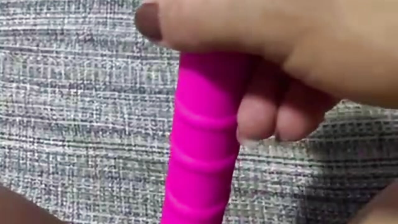 de grelo duro de tesão - Vídeo de Rafa-big-clit, modelo de vídeos