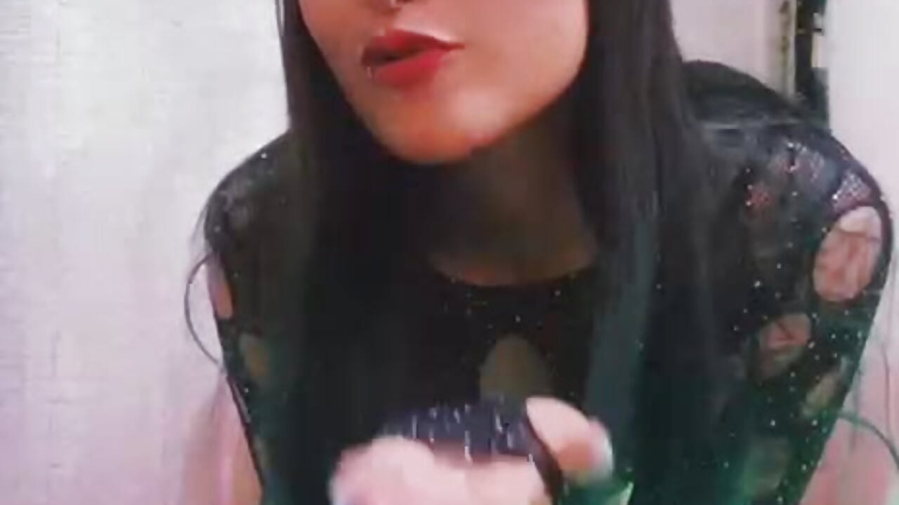 Look at me slowly, because you won't forget me quickly. - video by LunaAponte cam model