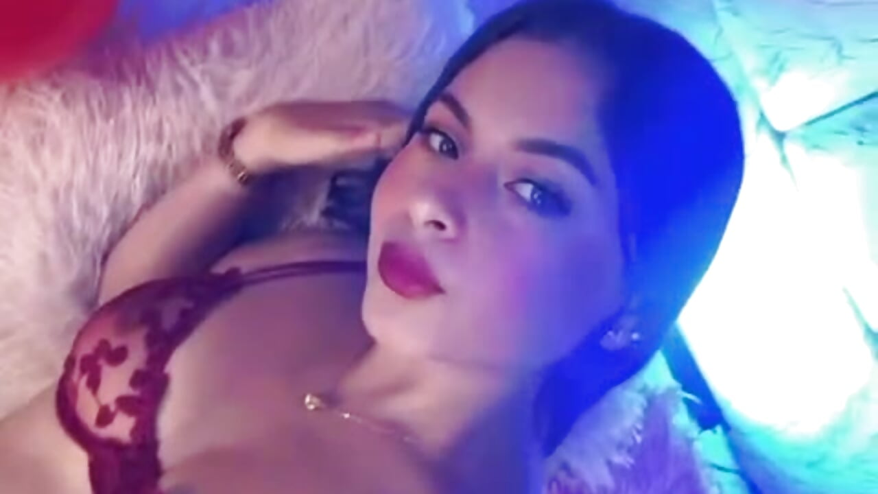 san valentín — filmik luna-fire, modela(-lki) na kamerkach