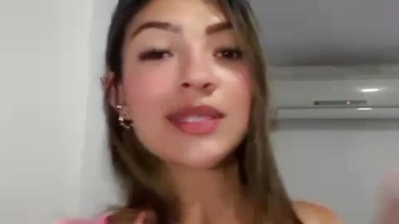 I love generous men… they always get the best of me 💕 - video by RenataMason cam model