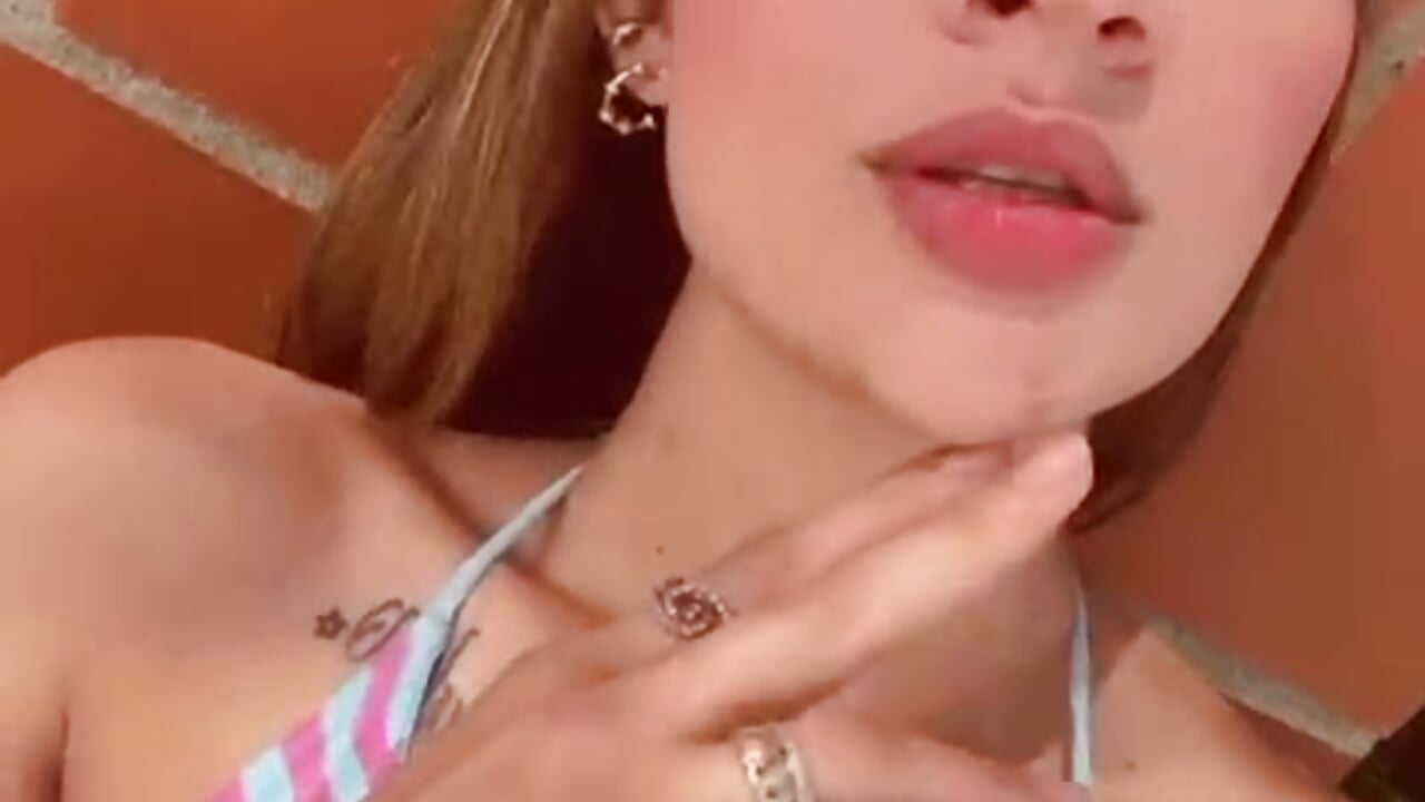 You treat me so well… I might have to reward you later 😏 - video by RenataMason cam model