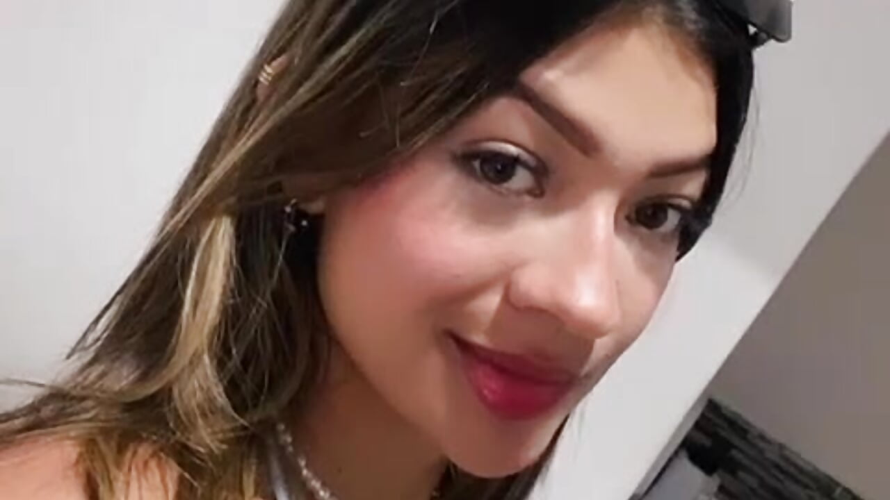 mmmmmmmm - video by RenataMason cam model