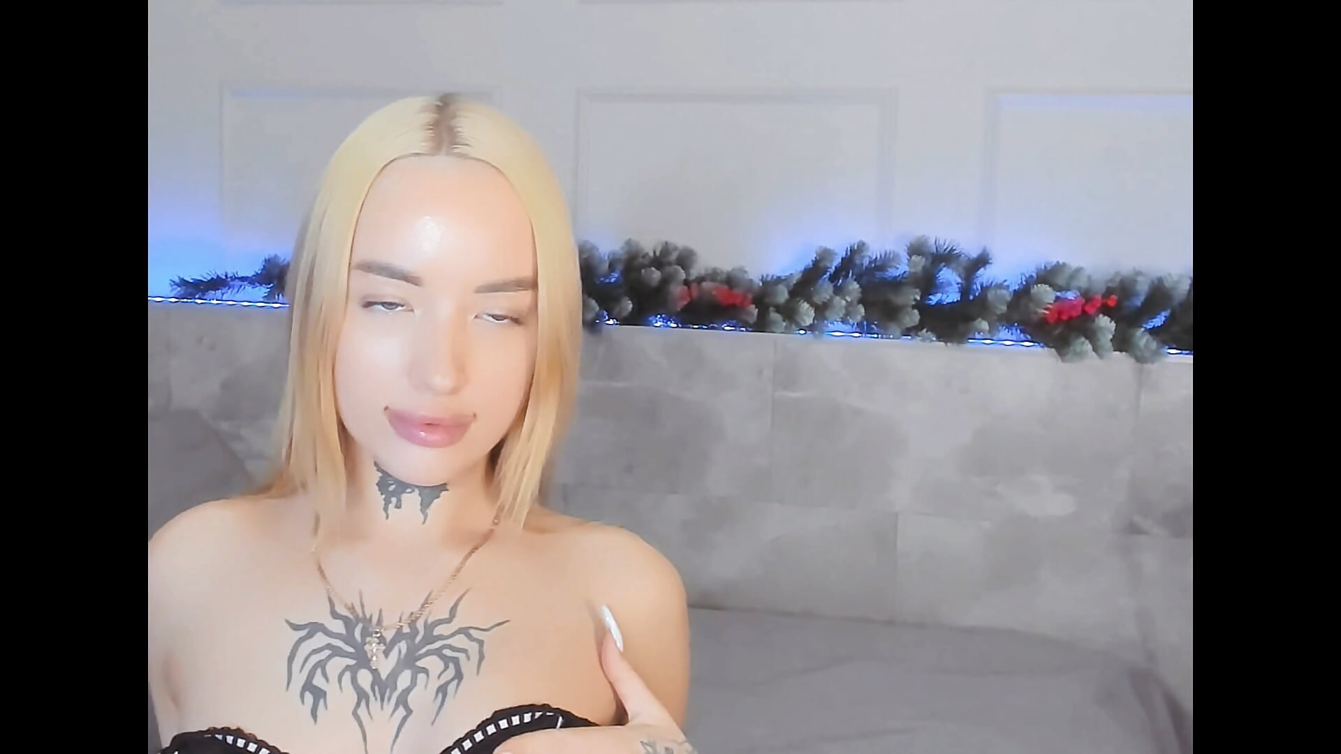 Happy New Year guys ✨ - video by MarquiseMuse cam model