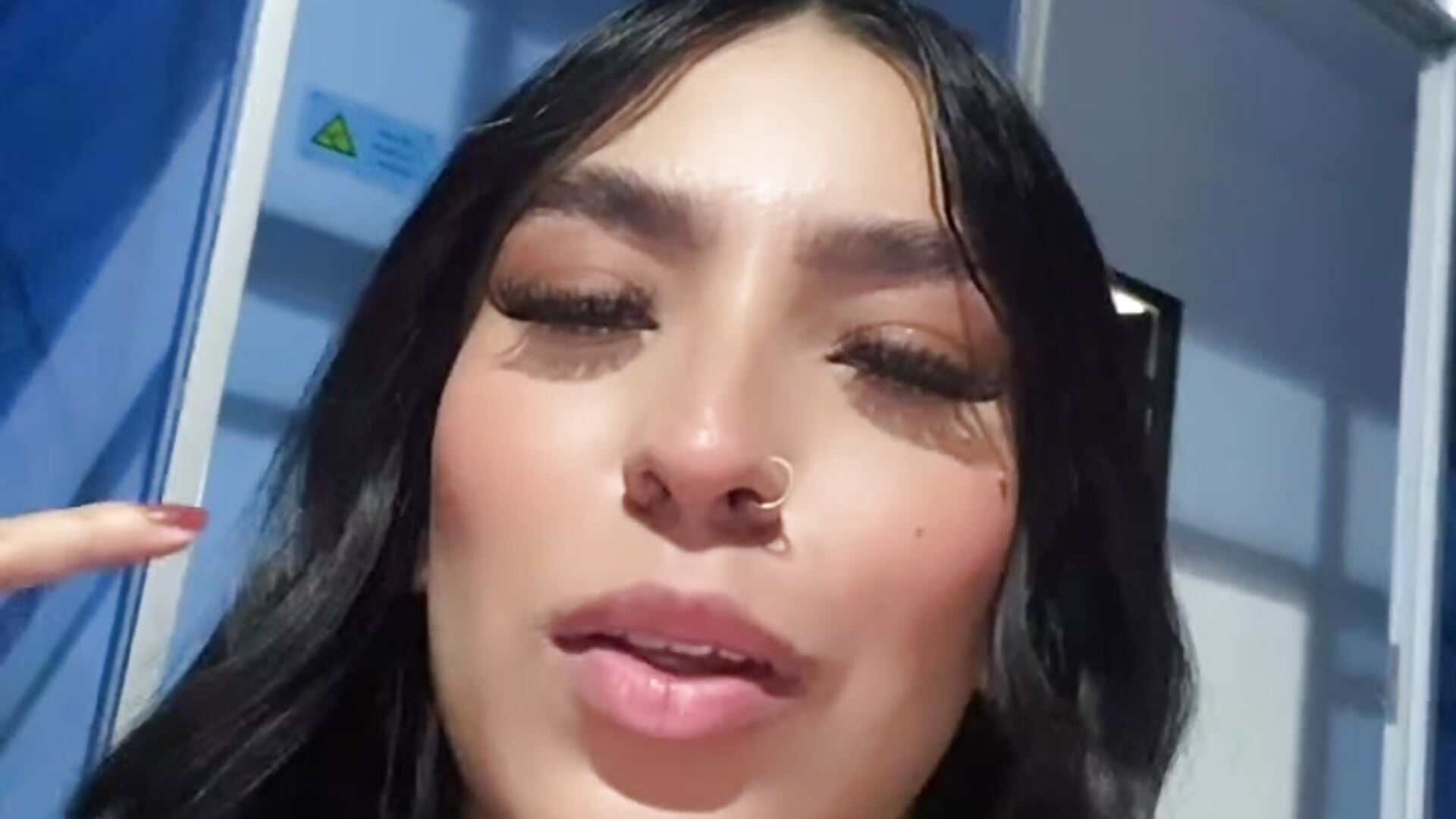 👀 - video by DannaeGray