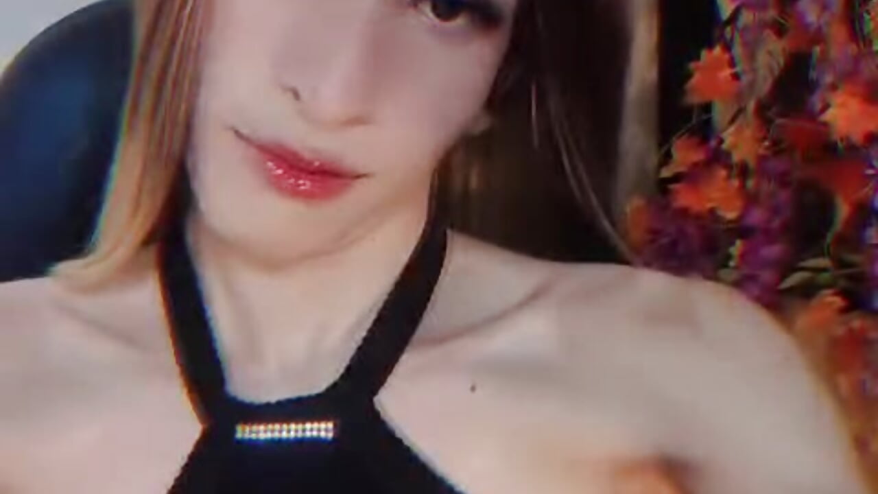 WhatsApp Video 2026-05-11 at 10,49,40 PM - video by britanny_noroeste cam model