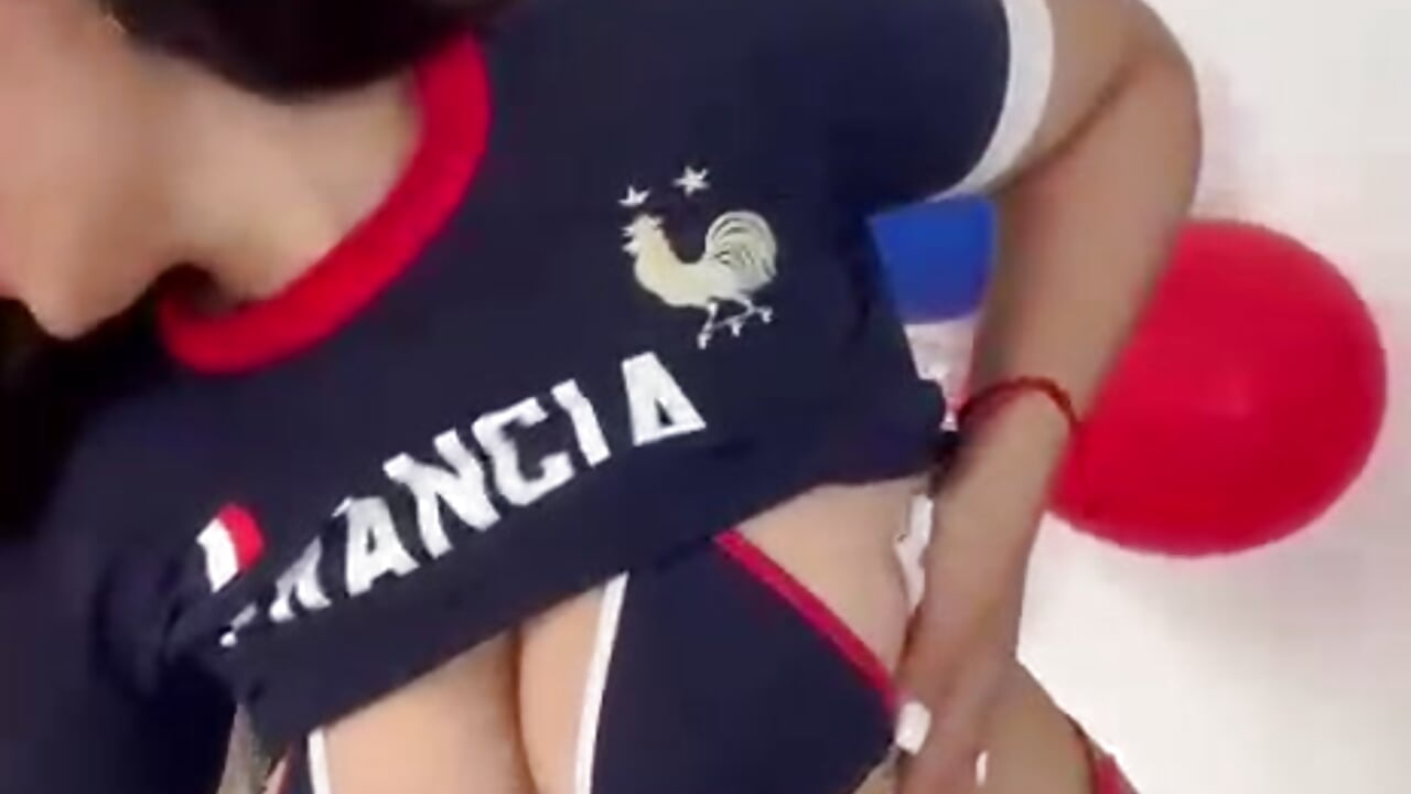 Do you want to score a goal for me? 😏😏 - video di Haylenpark modella di cam
