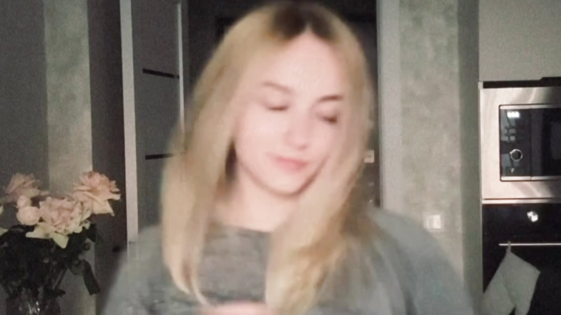 U miss me? It’s video from my vacation! See u soon 🤍 — filmik Shy_Polly, modela(-lki) na kamerkach