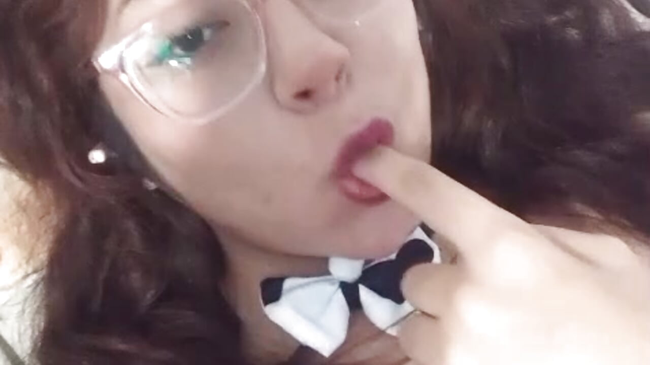 Bien Venidos uwu - video by Giby_Grace cam model