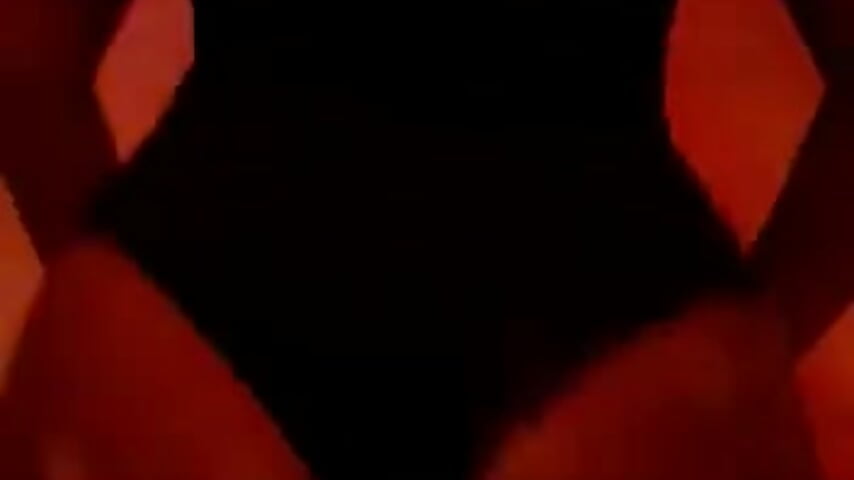 Magrinha rebolando - vídeo de DudaRC modelo de câmara