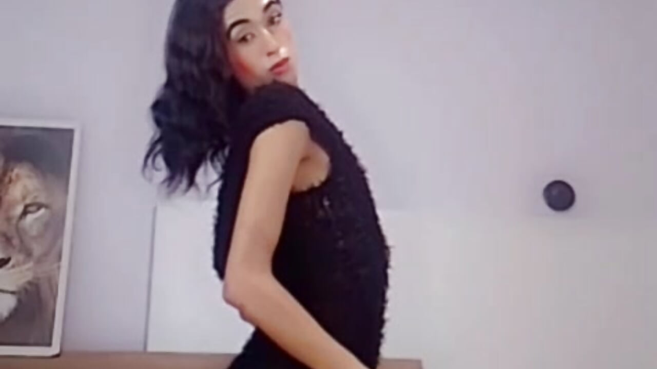 I am sexy and bad Girl - video by victoria_mk cam model