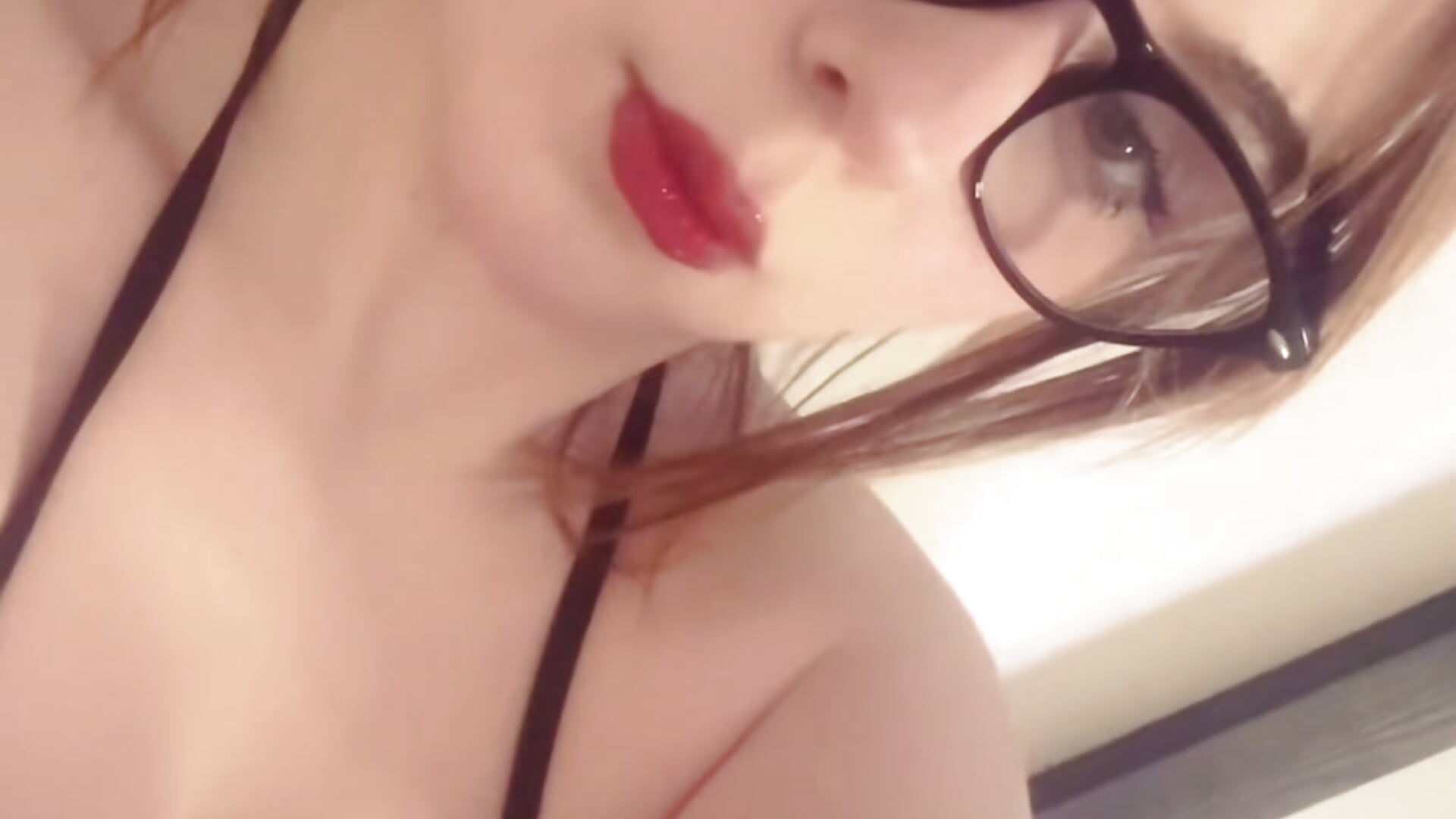 Oww... - video by rina_kitten cam model