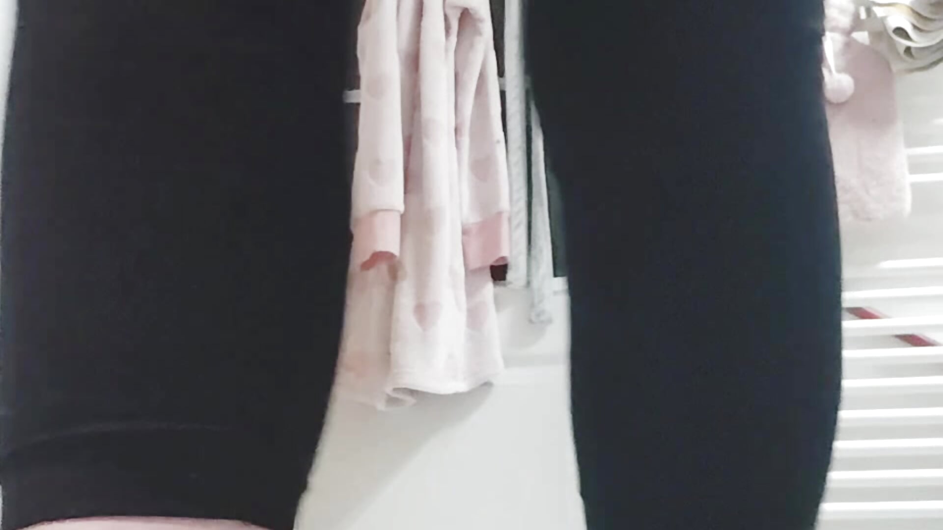 Ukázka nošených legín před odesláním kupujícímu - video by MissShlem