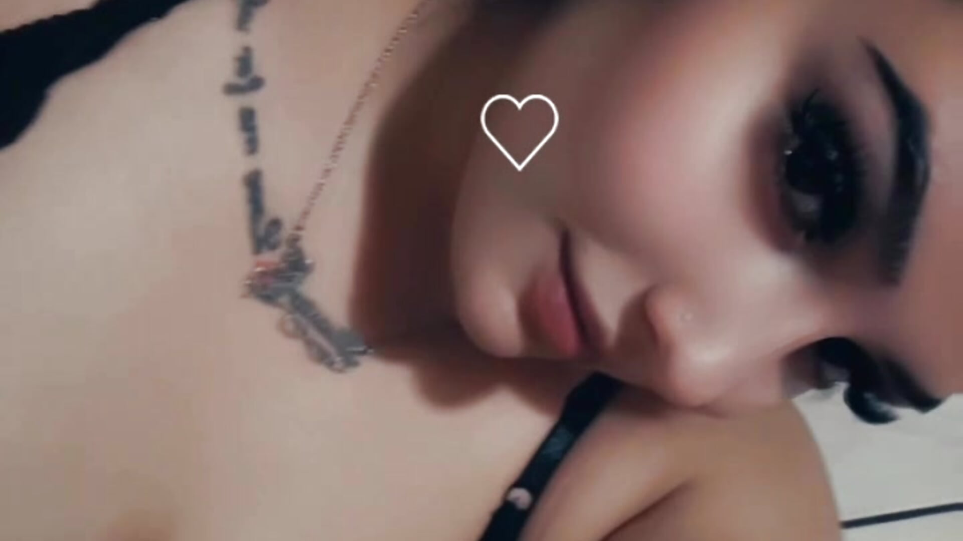 C3EF372A-942E-4239-A609-AF691269F85A - video av CrazyJessika cam model