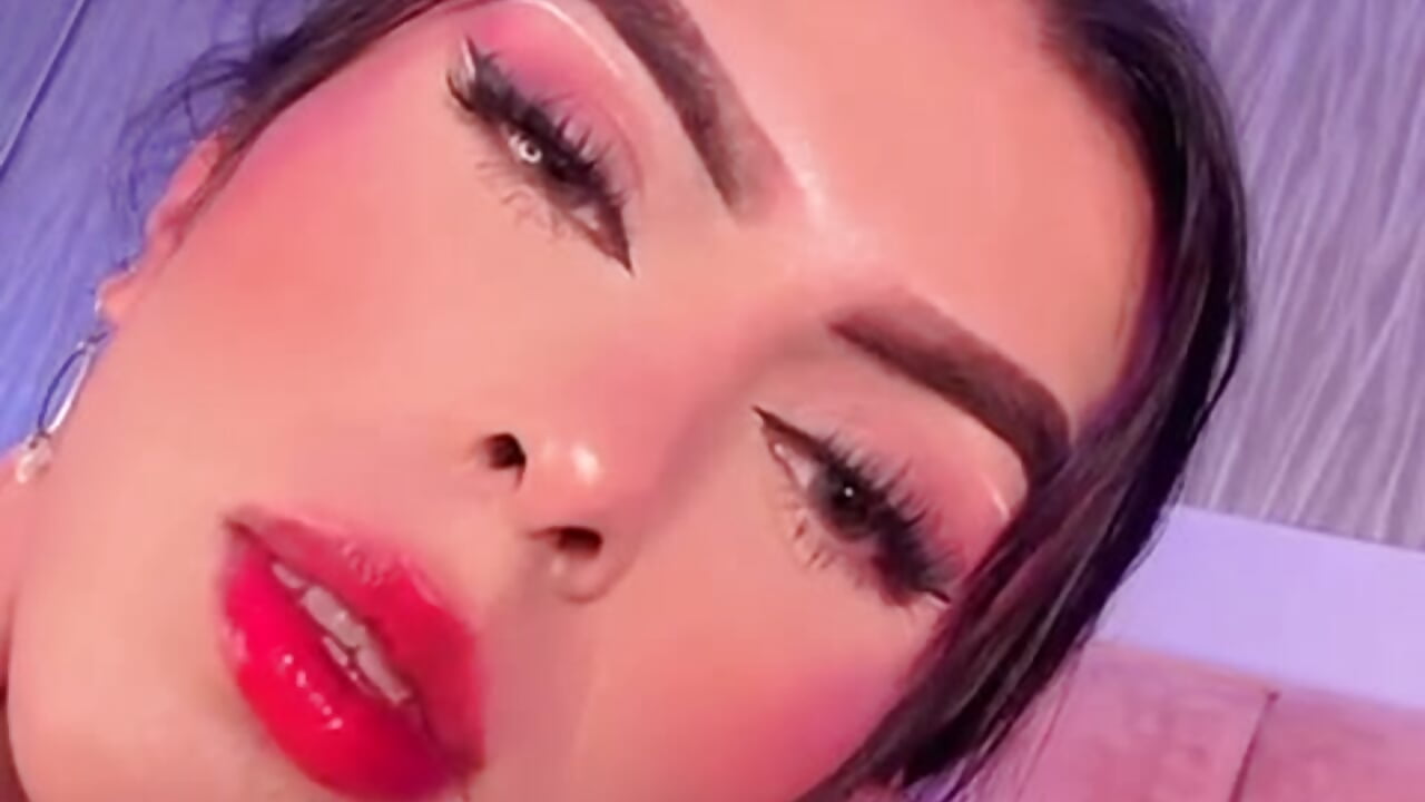 Fernanda_Thail kamerás modell  9078. kiemelt videója