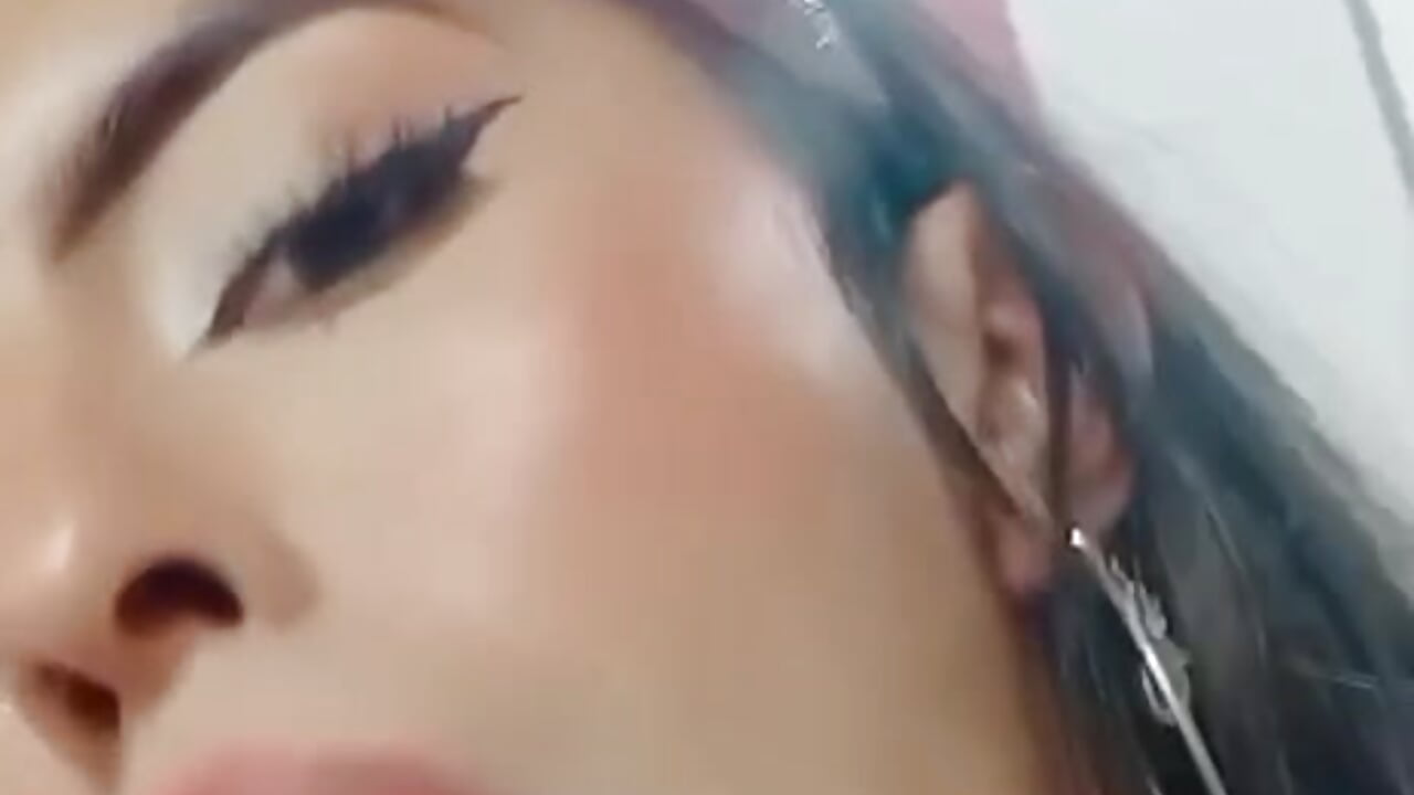 Suck 🤪😈 - video by Fernanda_Thail cam model