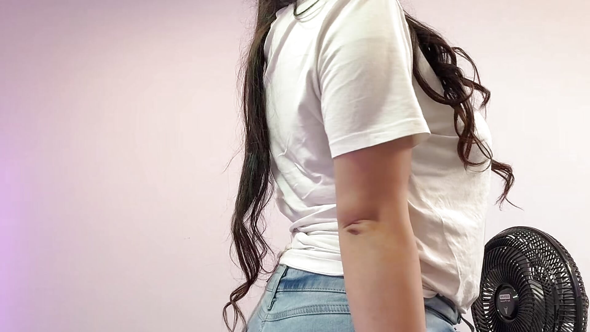 Waiting is also exciting 🥵✨ - video od modelky/modela ValeryPalmer