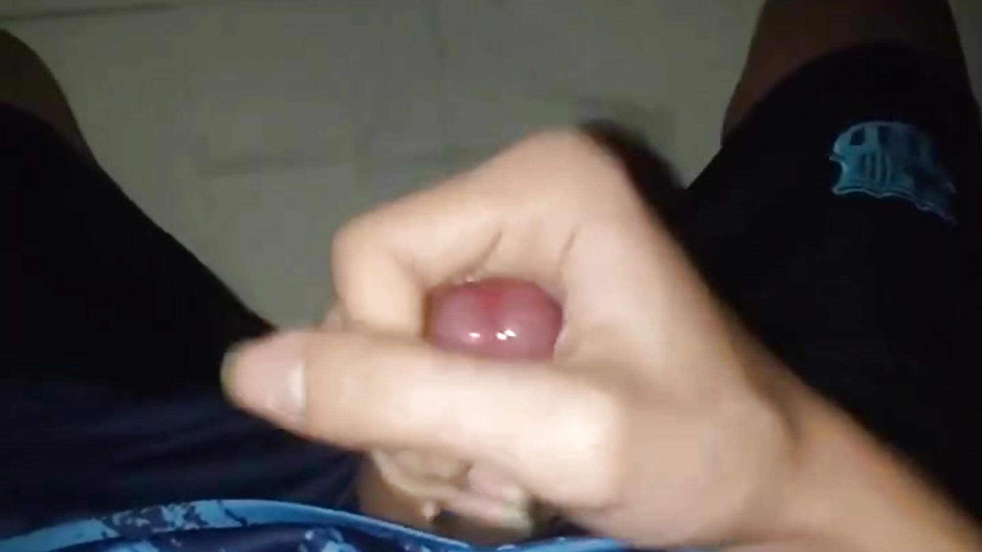 Nứng Quá Tự Sữ - video by LPVGAYBOY18 cam model