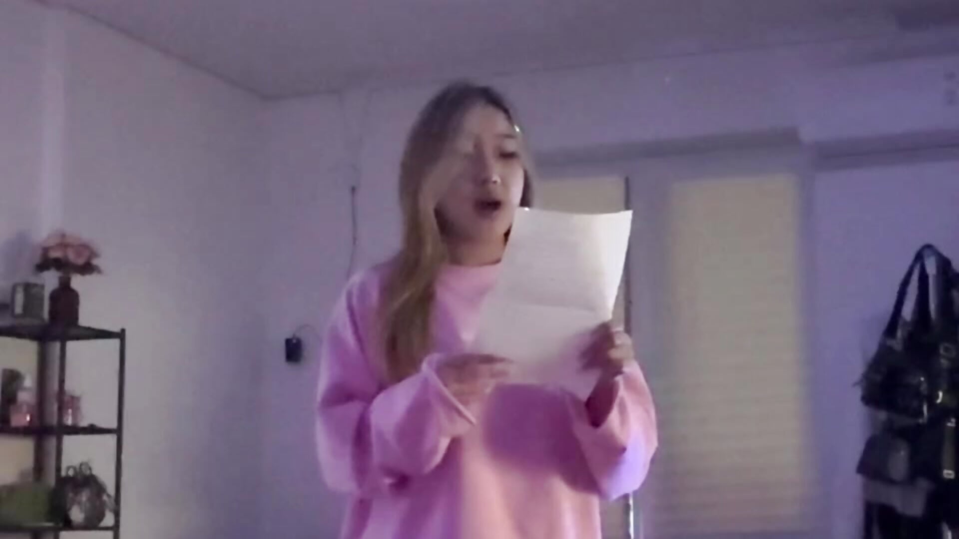 I siiing - відео від вебкаммоделі EIeniVanwart