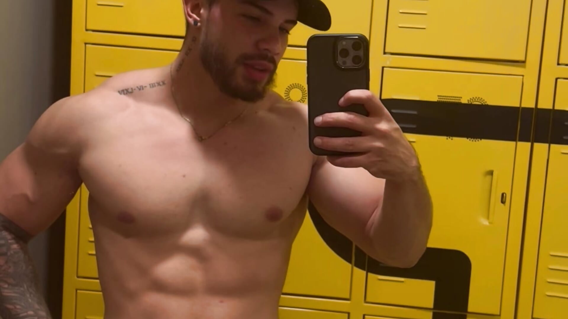 IMG_6551 — filmik Valenthino_Salvatore, modela(-lki) na kamerkach