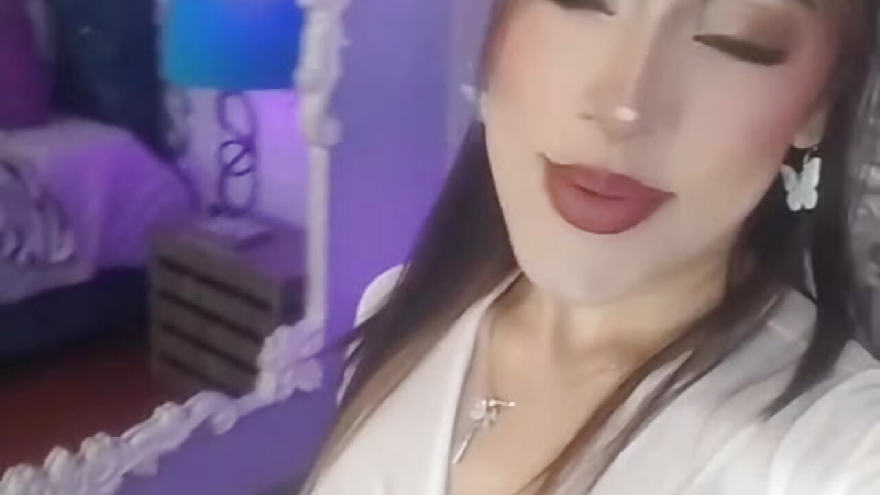 Your favorite angel❤️🔥 - video by DhaliaRosse cam model