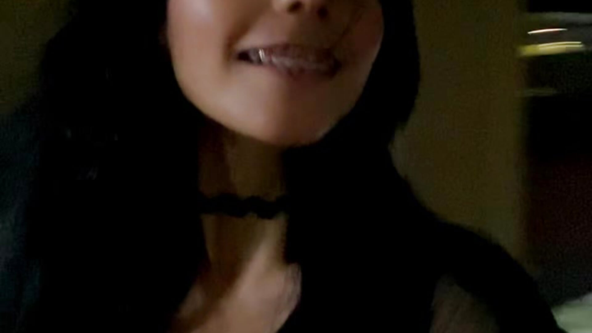 Flash panty in stairs - Vídeo de NaughtyMooon, modelo de vídeos