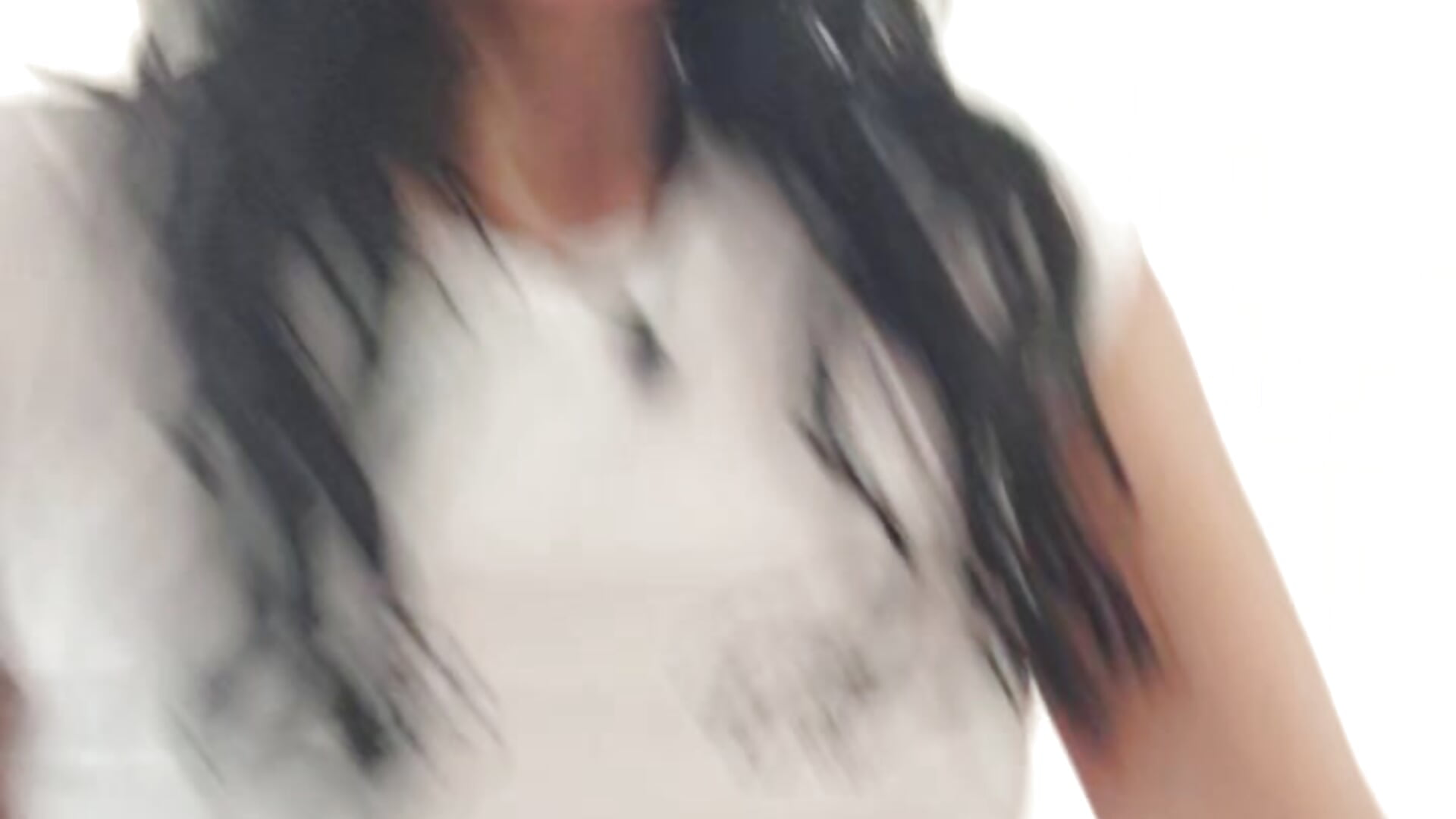 Flash boobs in public gym