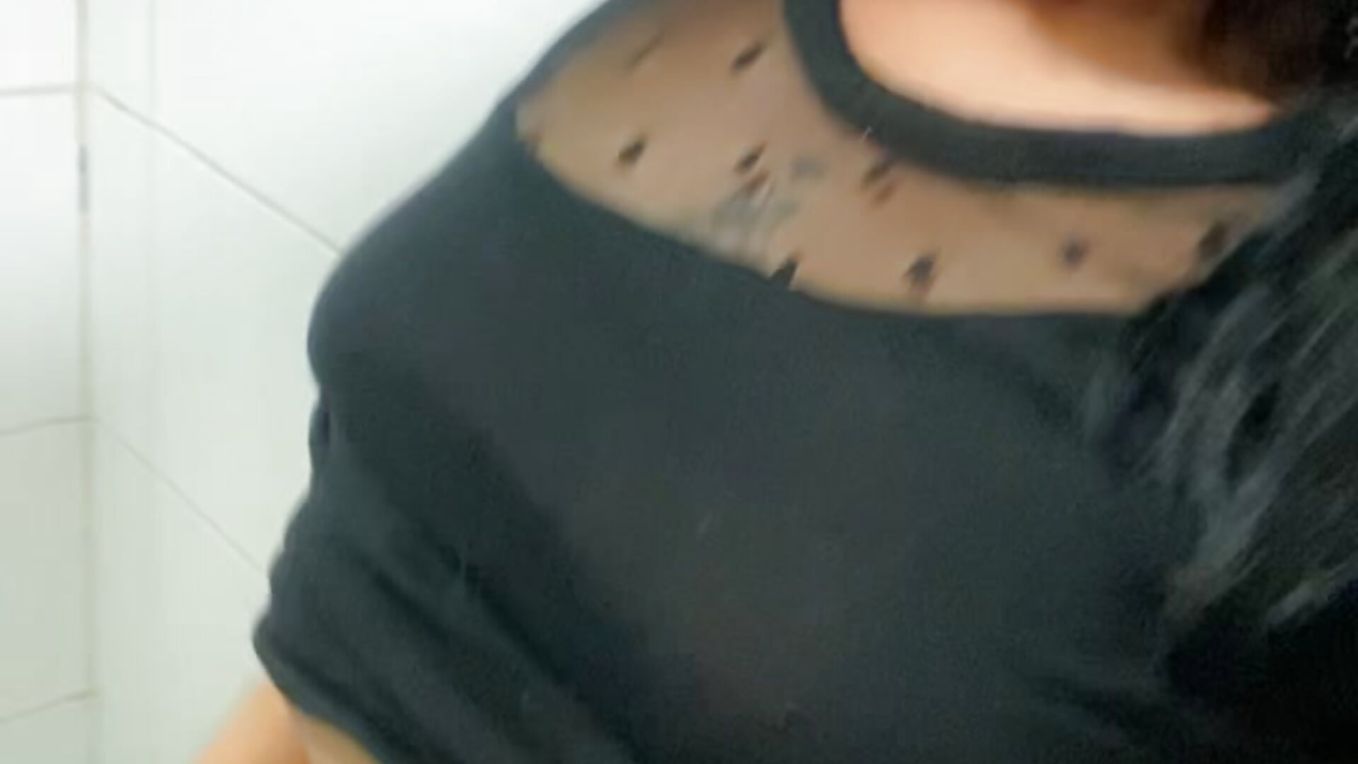 without panties－カメラキャストのEveelync25_の動画