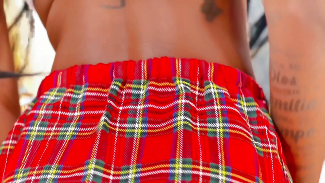 sexy ebony, I can only be yours! - video by MilanJackson cam model