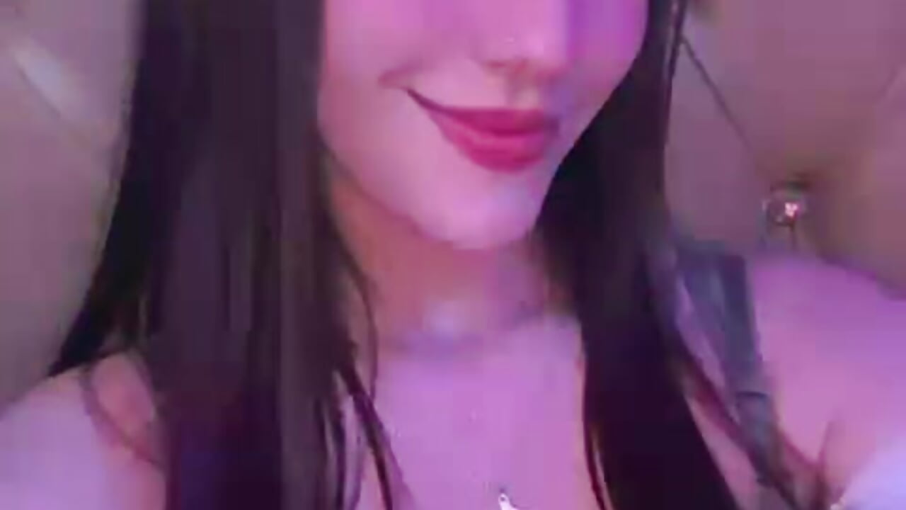 WhatsApp Video 2025-11-22 at 11,10,01 AM - video by IIsacherry cam model